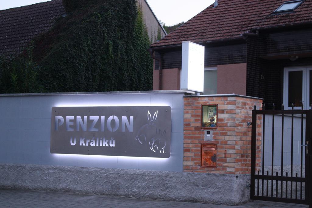 Penzion U Králíků Kurdějov Esterno foto