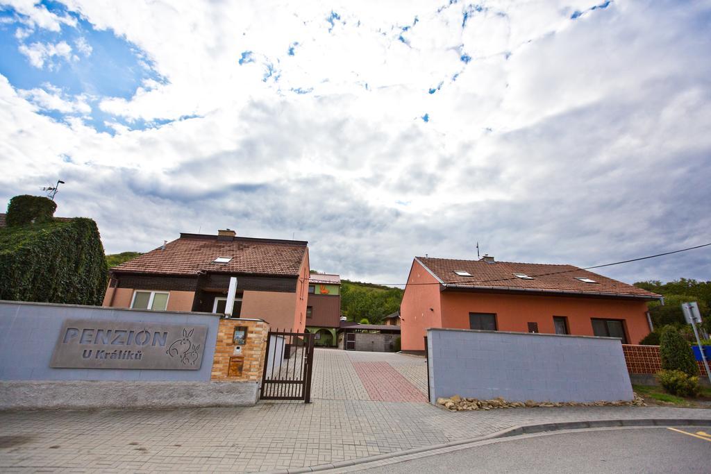Penzion U Králíků Kurdějov Esterno foto